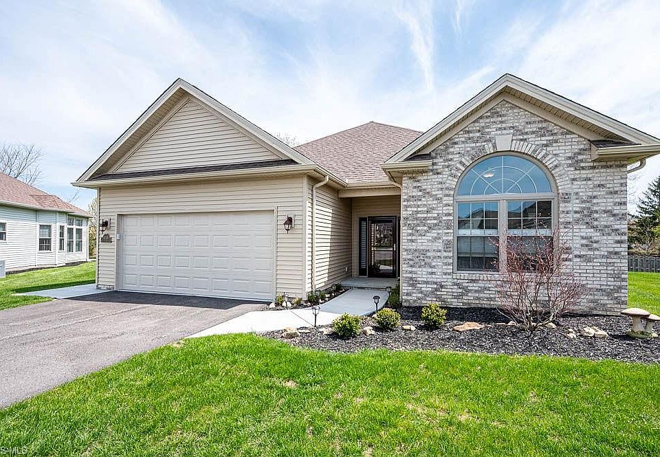 1st image of 1218 Orchard Bend Dr