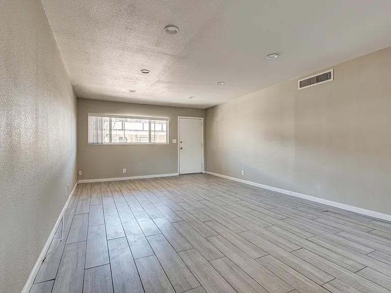 356 E Desert Inn Rd #207 — Photo 3