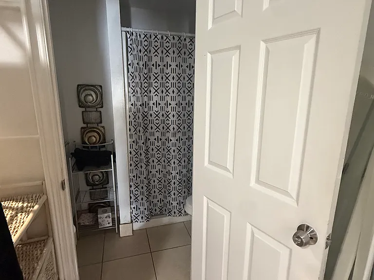 5221 SW 22nd Ter — Photo 30