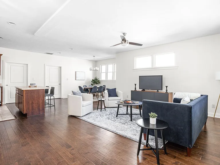 3110 Broadway St — Photo 16