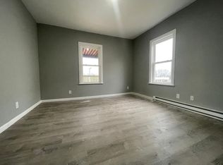 (Undisclosed Address), Holyoke, MA 01040