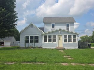 303 Estelle St, Dysart, IA 52224