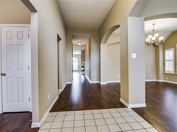 5th image of 5008 Highlands Dr