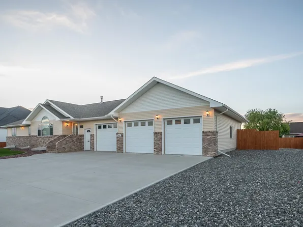 1071 Morning Glory Ln, Powell, WY 82435