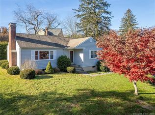 5 Saviano Ln, Westport, CT 06880