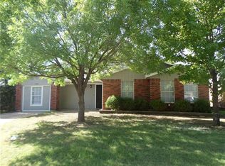 603 Dayton Rd, Mansfield, TX 76063