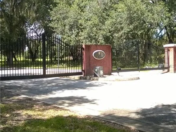 Payne St, Auburndale, FL 33823