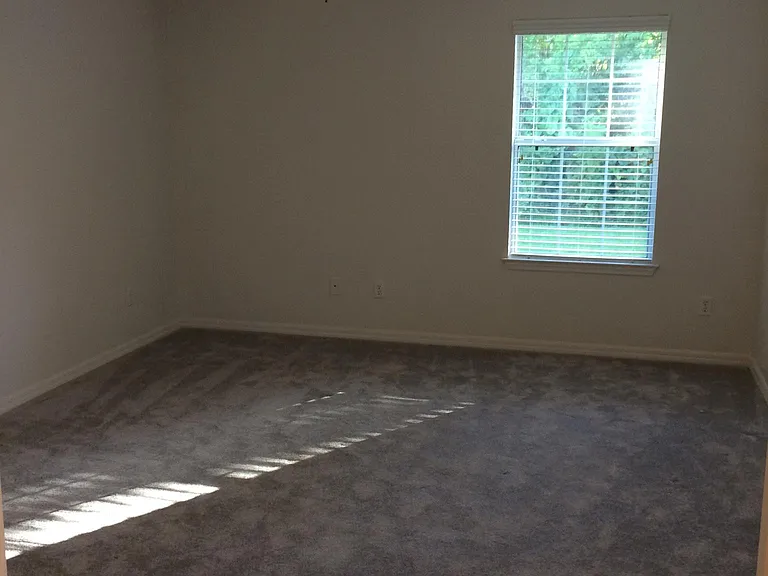 690 Coral Trace Blvd — Photo 12