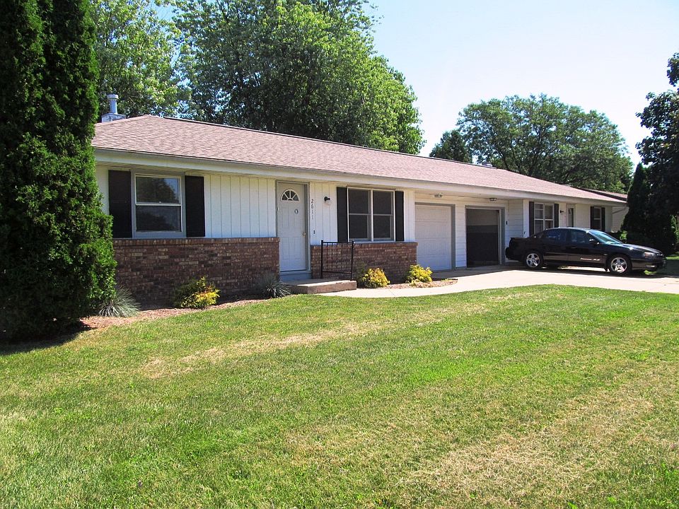 1st image of 2611 Lucerne Dr