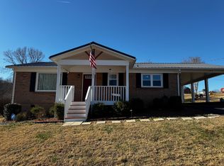 1053 Maple St, Granite Falls, NC 28630