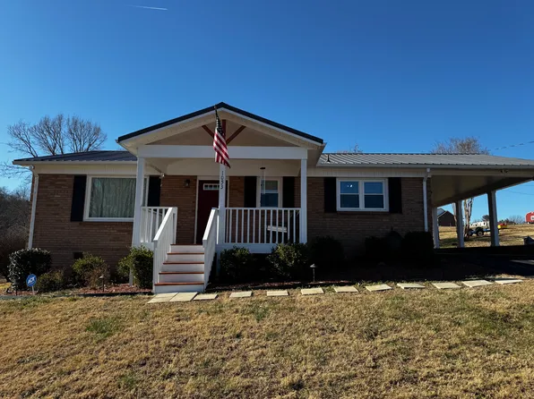 1053 Maple St, Granite Falls, NC 28630