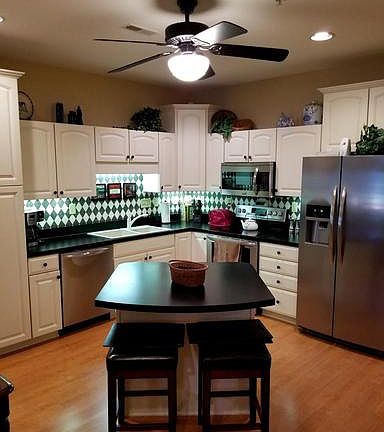 3rd image of 323 Sunbrook Ln #100