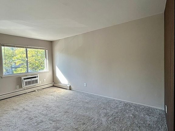 5th image of 1760 Saint Johns Blvd #13