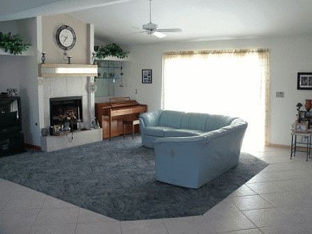 2nd image of 1959 Bottlebrush Dr