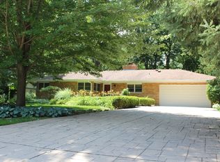 78 Hickory Ln, Lincolnshire, IL