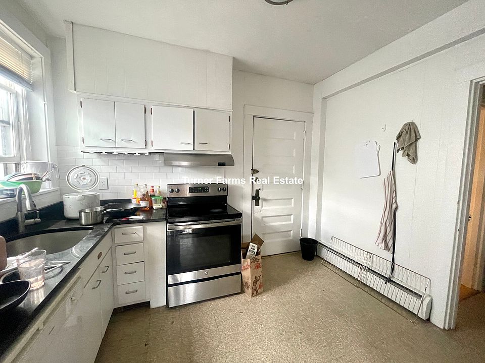 1st image of 1800 Massachusetts Ave #22F