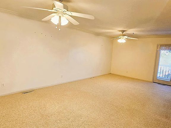 4th image of 3418 Hamilton Place Dr #3418