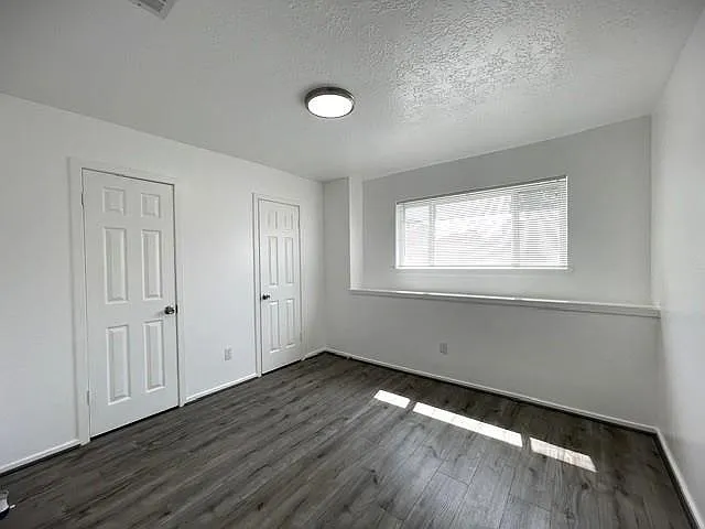 15523 Pensgate St — Photo 22