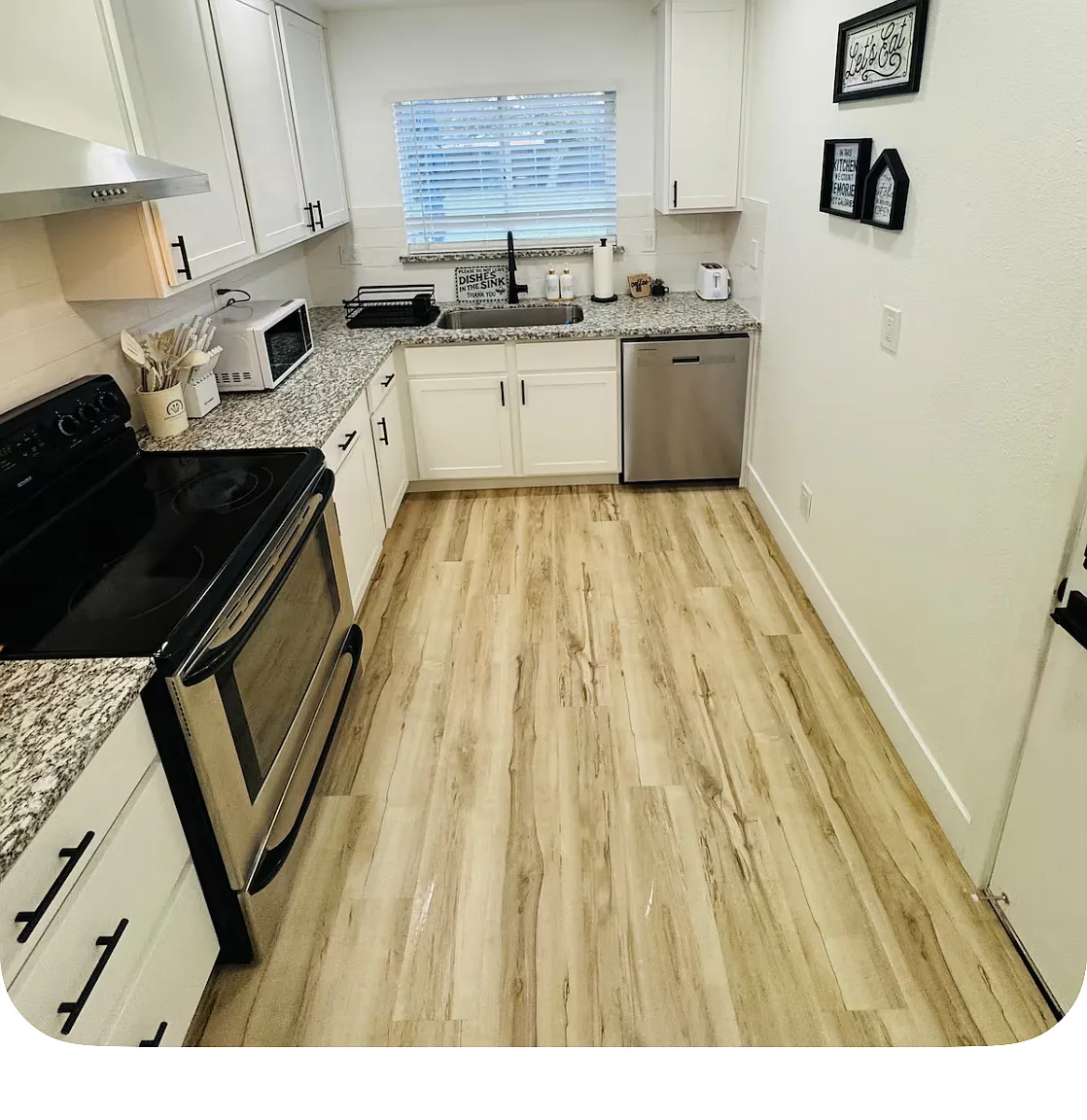 3 bed, $2,500 — Photo 3
