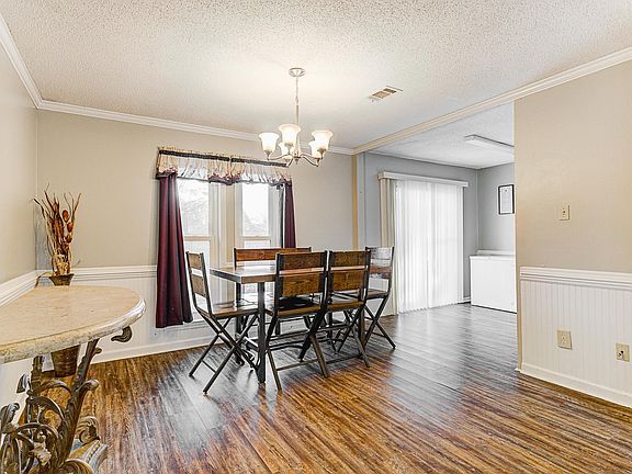 5th image of 4178 Old Village Ln