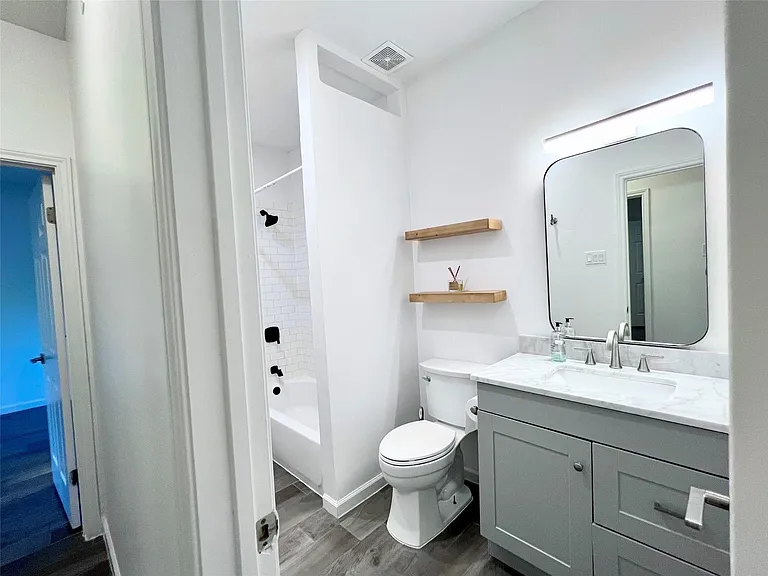 Full Bathroom with 2 Vanities