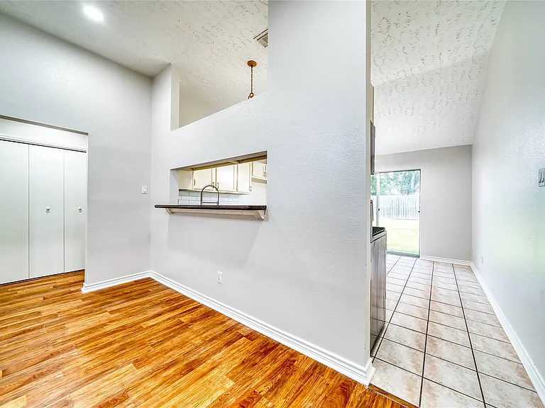 2014 Powder Mist Ln — Photo 10