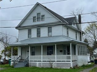 26 Genesee St, Perry, NY 14530