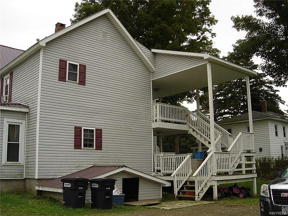 3rd image of 3759 Main St