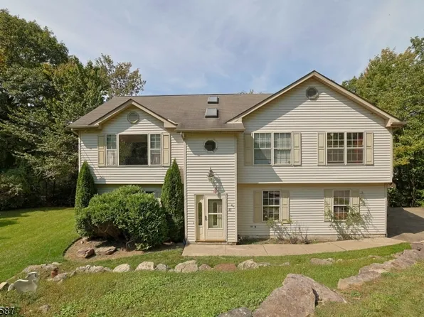 43 Jamesburg Rd, West Milford Twp., NJ 07421