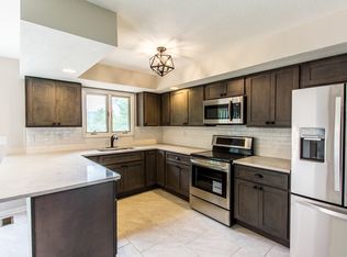 2401 Rivermont Dr, Kingsport, TN 37660