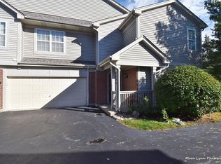 2223 Vanderbilt Dr, Geneva, IL 60134