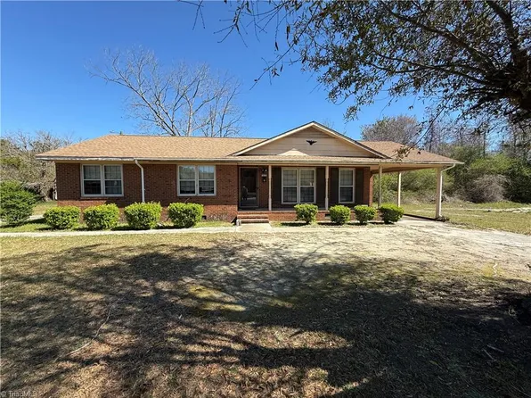 12112 State Highway 210, Rocky Point, NC 28457