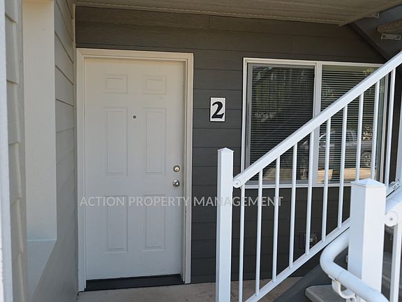 3rd image of 1312 Campbell Ave #2