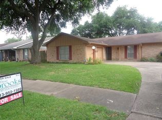 11922 Hendon Ln, Houston, TX 77072