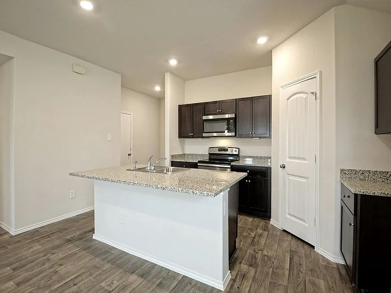 771 Monarch Dr — Photo 15