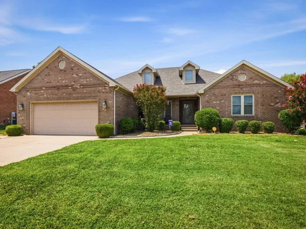 512 Graystone Dr, Owensboro, KY 42301