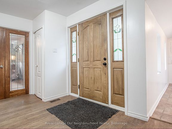 4th image of 277 Crandall Rd