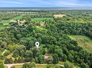 7800 Hemlock Dr, Lakeport, MI 48059