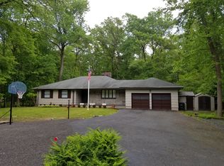 72 Round Top Rd, Warren, NJ 07059