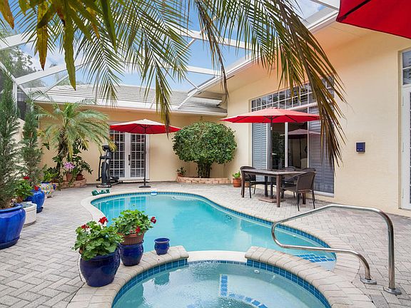 8269 BobOLink Dr West Palm-large-006-5-I