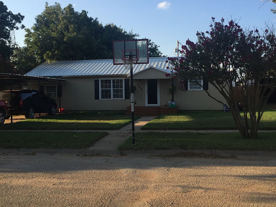 1st image of 1206 SE 3rd St