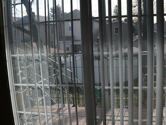 3rd image of 2226 Bruckner Blvd