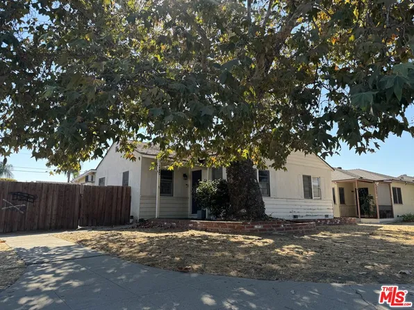 6454 Gentry Ave, North Hollywood, CA 91606