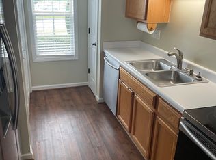 715 Sunseeker Dr, Wilmington, NC 28411
