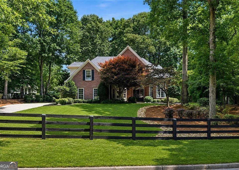 1st image of 4305 Summerwood Dr