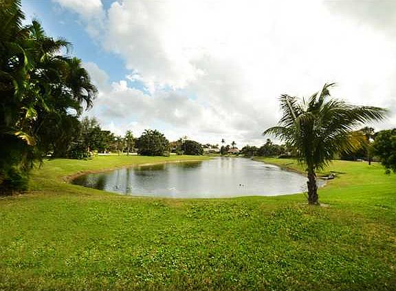 Home For Sale In Boca Sailing