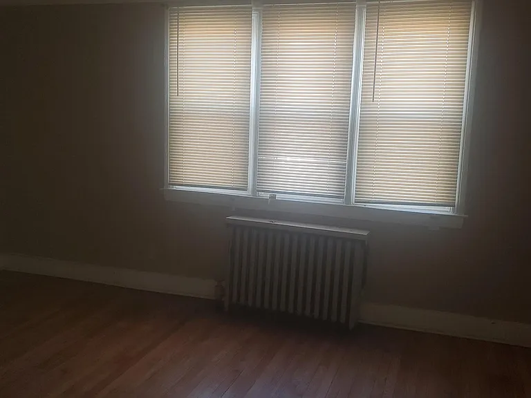 17147 Monica St #2-1 — Photo 10