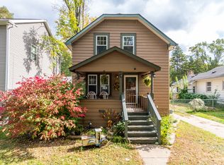 556 Saint Louis St, Ferndale, MI 48220