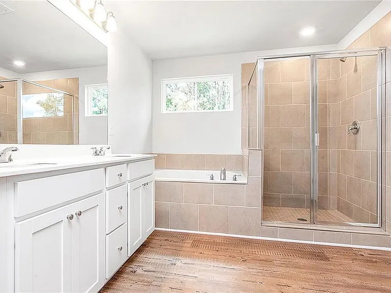 410 Point Place Dr — Photo 16