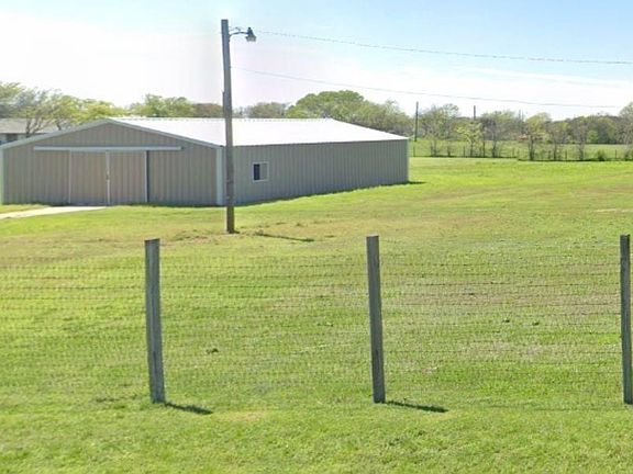 5th image of 5010 E Parker Rd